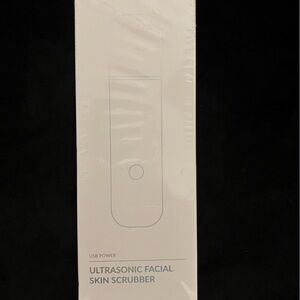 3/$15 Ultrasonic Facial Skin Scrubber - White
